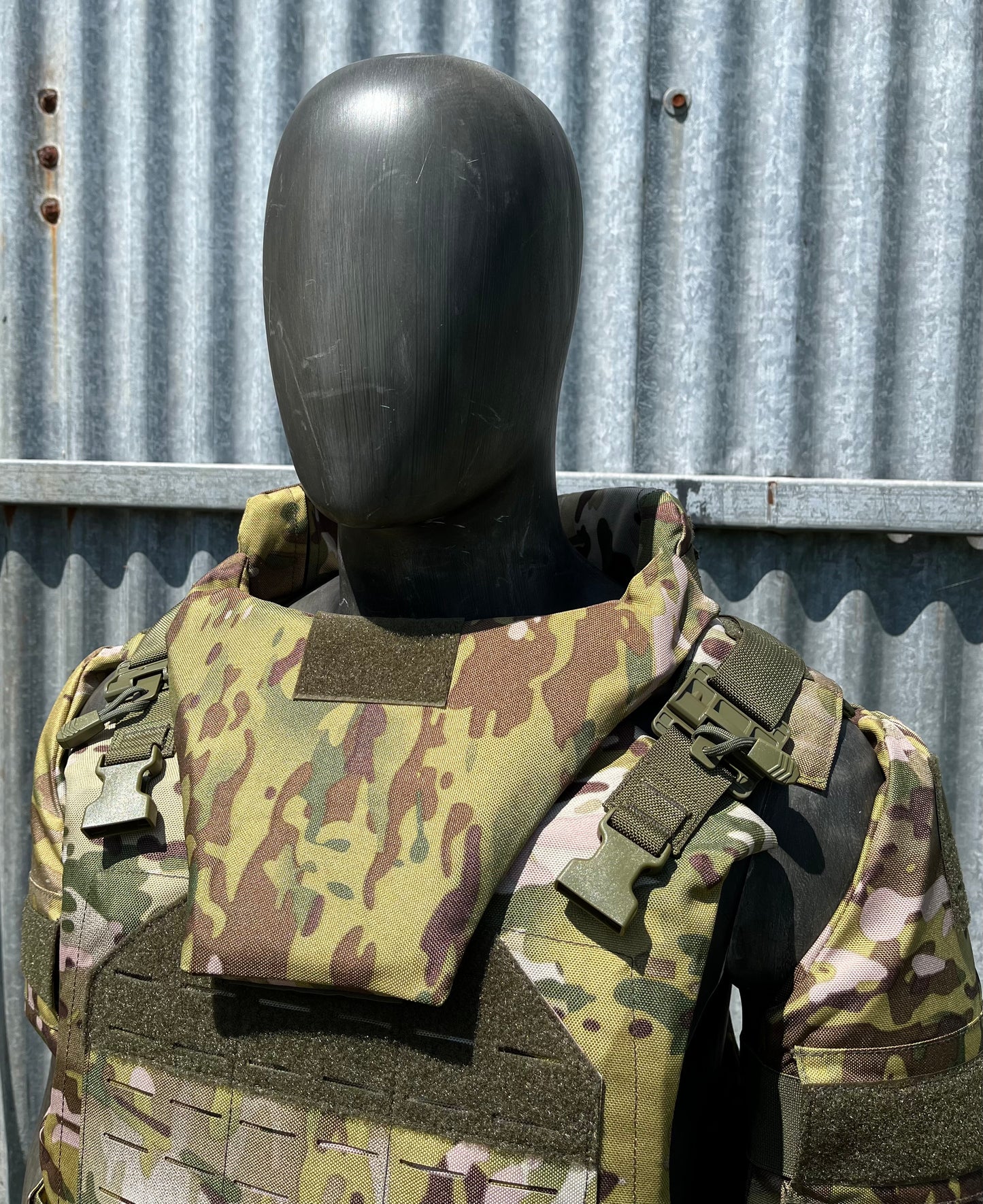 chaleco de camuflaje pesado
